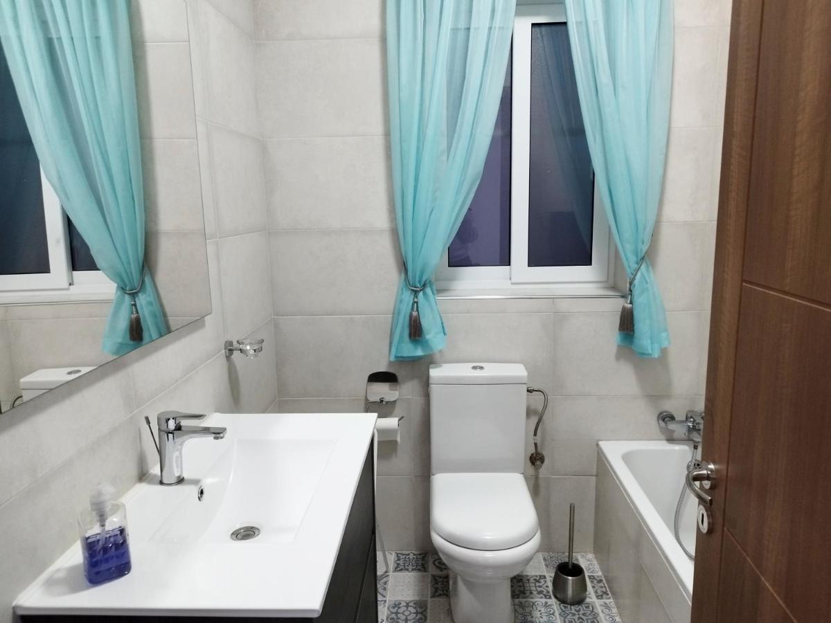 Large And Modern Apartment In The Centre Of Malta Mosta Kültér fotó