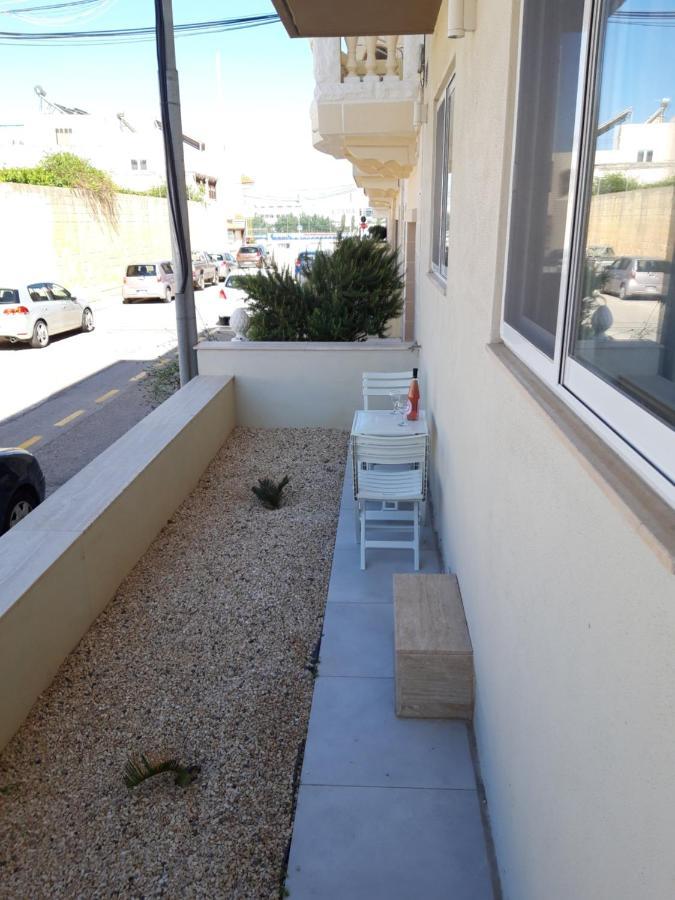 Large And Modern Apartment In The Centre Of Malta Mosta Kültér fotó