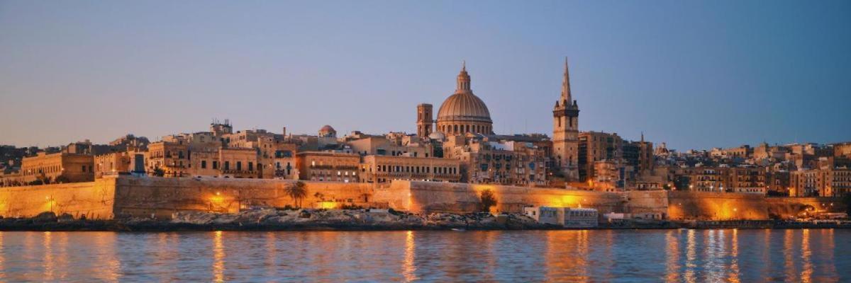 Large And Modern Apartment In The Centre Of Malta Mosta Kültér fotó